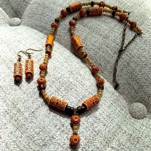Handmade Wood/Acrylic Bead Pendant Necklace Set
